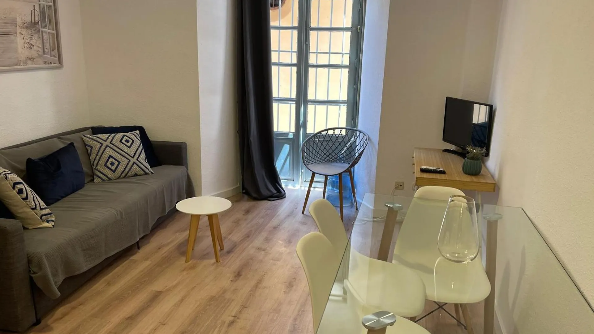 S2 Plaza Merced Parking Gratis Historic Center Malaga Apartment